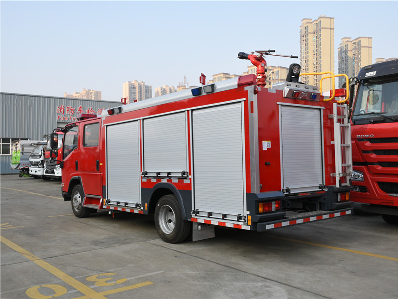 五十鈴4噸水罐消防車(chē)